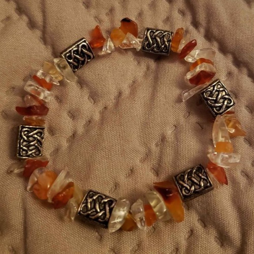 All That Glisters Ireland Celtic Amber Clear Silver Stone Charm Bracelet OS